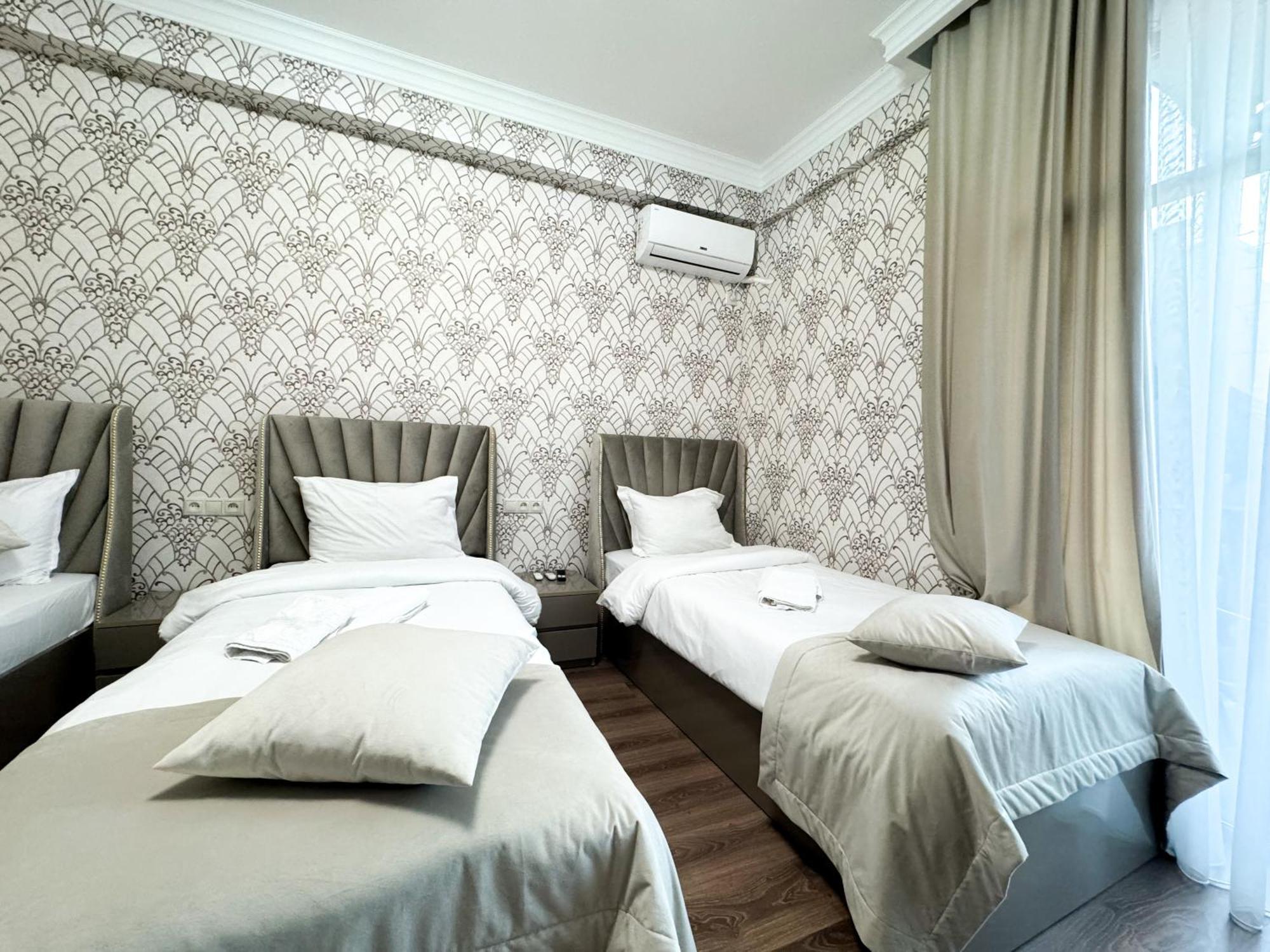 Armenia Hotel Jereván Kültér fotó
