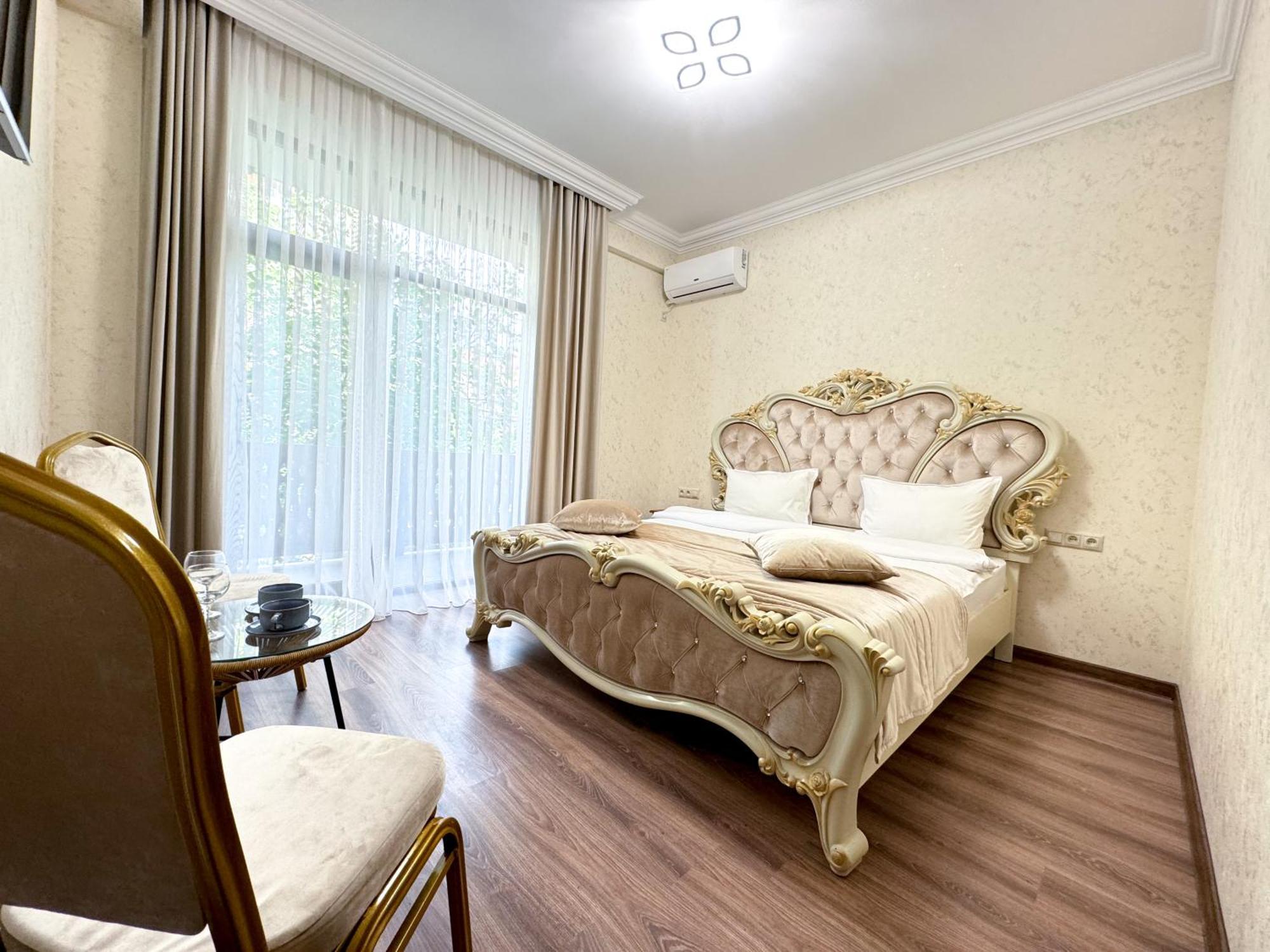 Armenia Hotel Jereván Kültér fotó