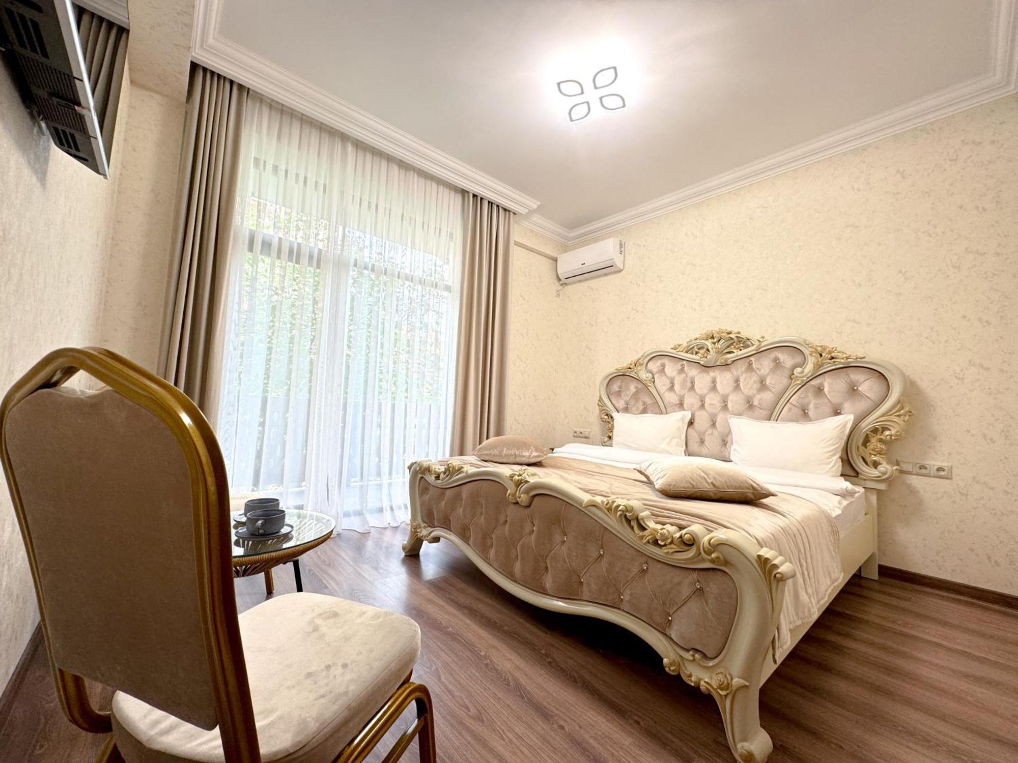 Armenia Hotel Jereván Kültér fotó