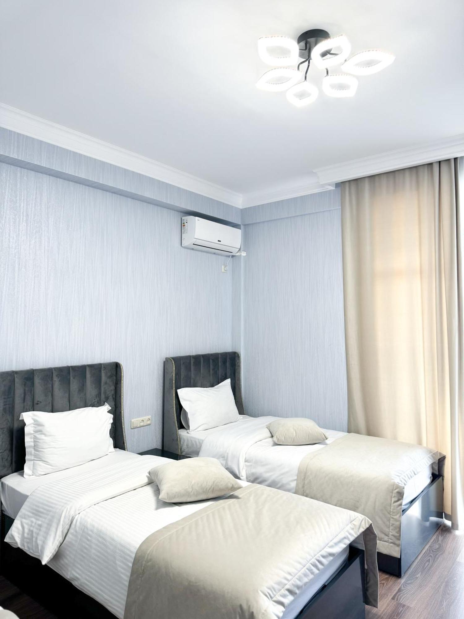 Armenia Hotel Jereván Kültér fotó