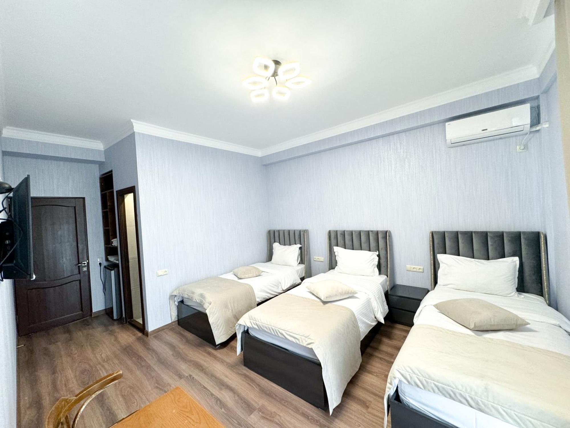 Armenia Hotel Jereván Kültér fotó