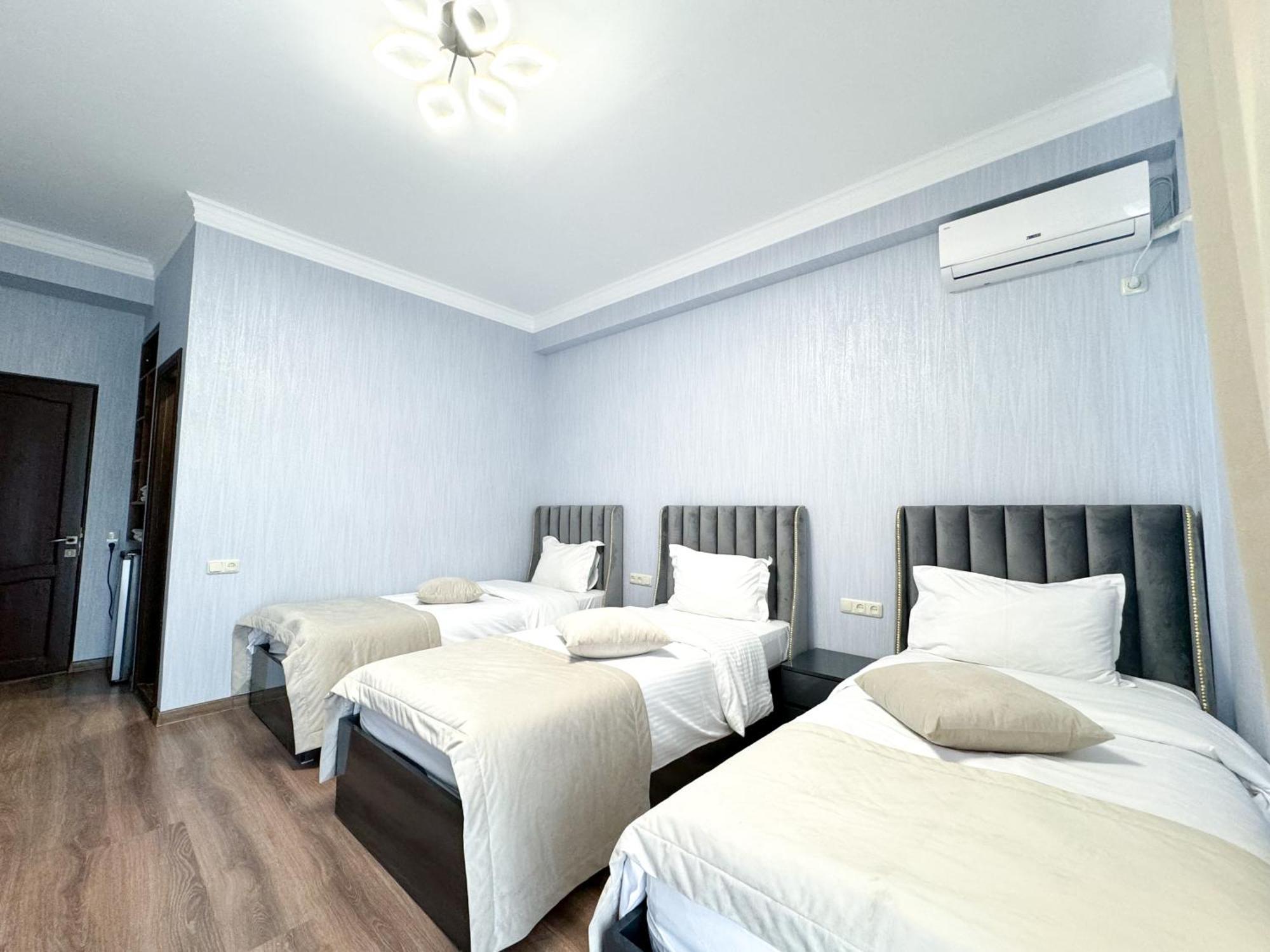 Armenia Hotel Jereván Kültér fotó