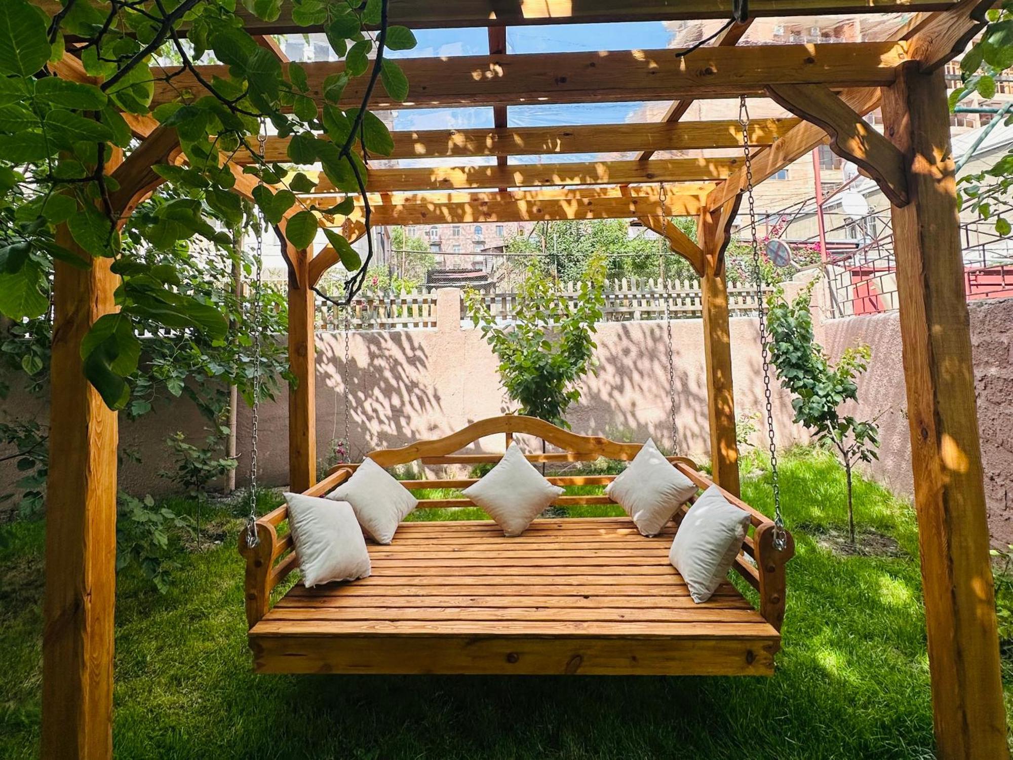 Armenia Hotel Jereván Kültér fotó